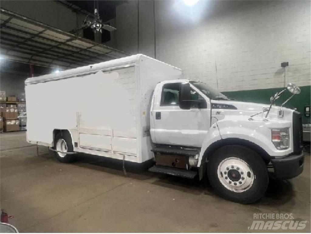 Ford F650 Vozy pro přepravu nápojů