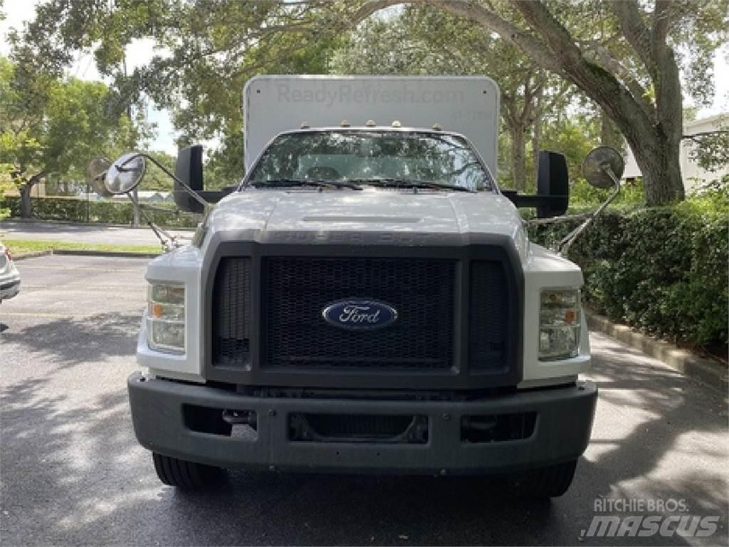 Ford F650 Vozy pro přepravu nápojů