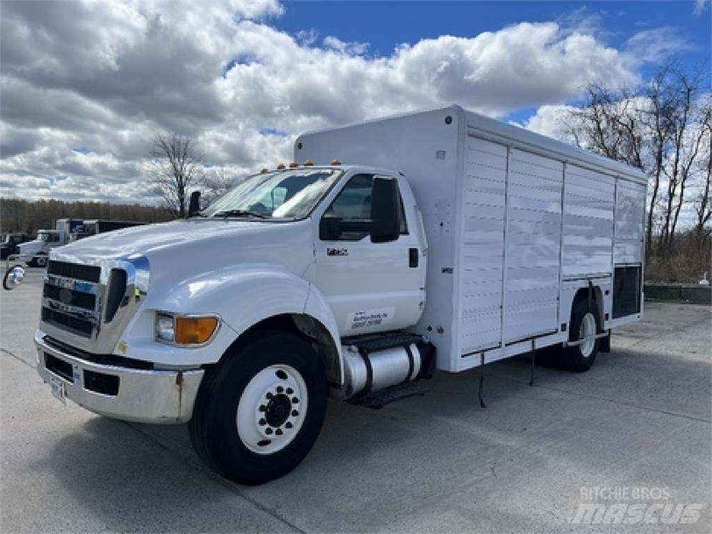 Ford F750 Vozy pro přepravu nápojů