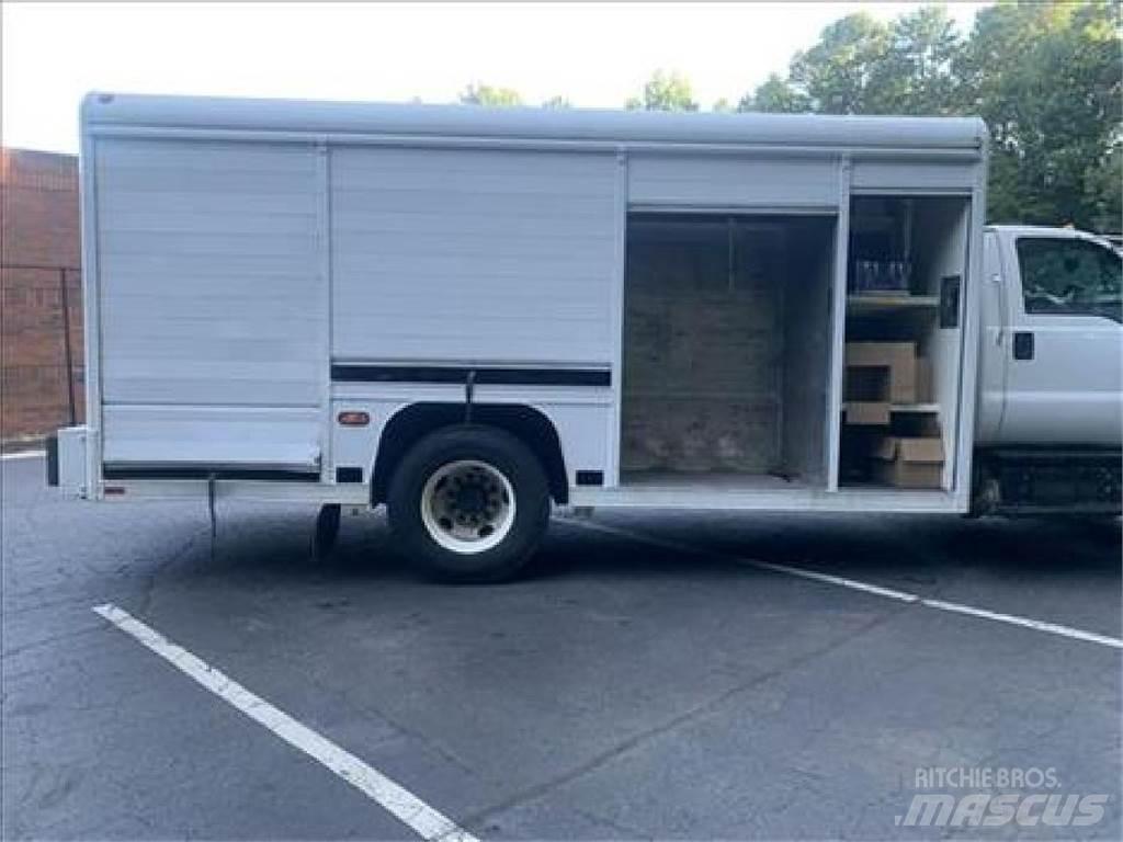 Ford F750 Vozy pro přepravu nápojů