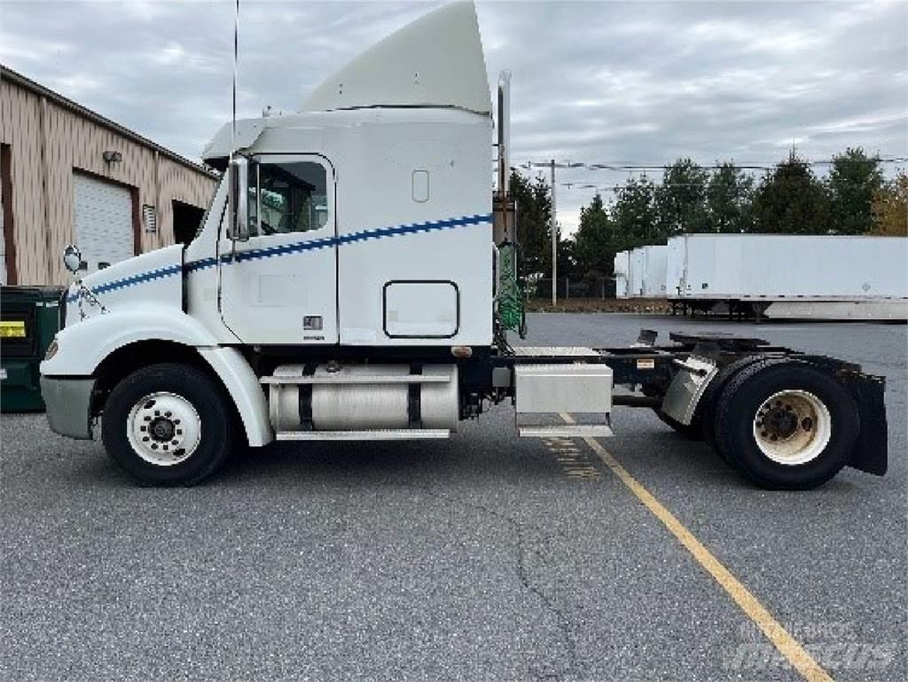 Freightliner CL112G Tahače