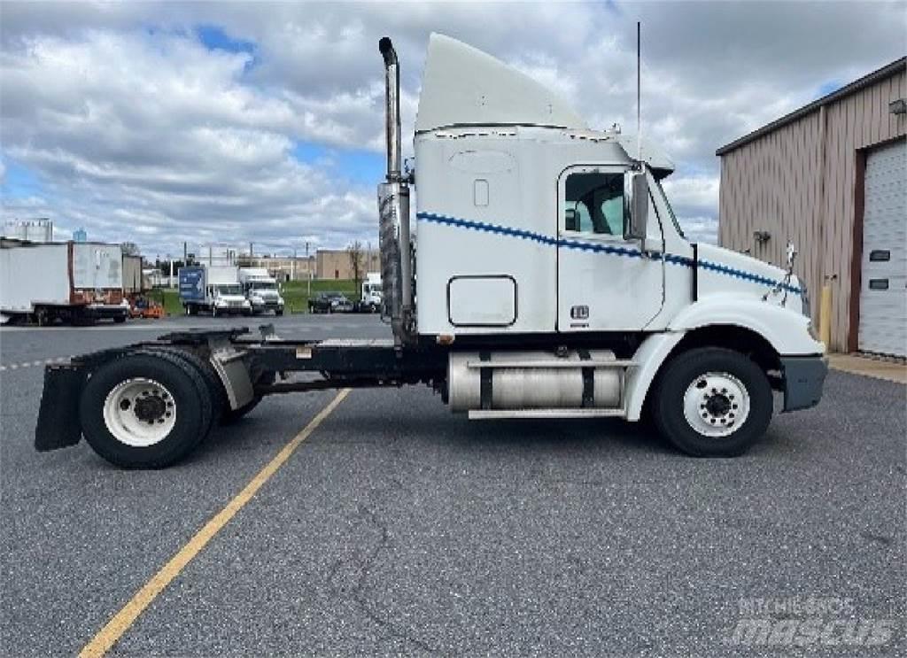 Freightliner CL112G Tahače