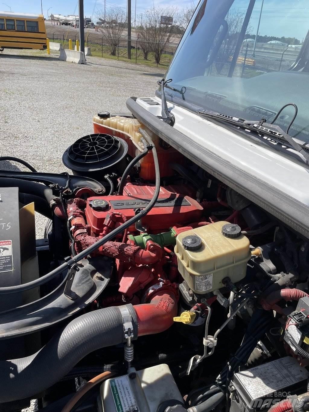 Freightliner M2 Chladírenské nákladní vozy