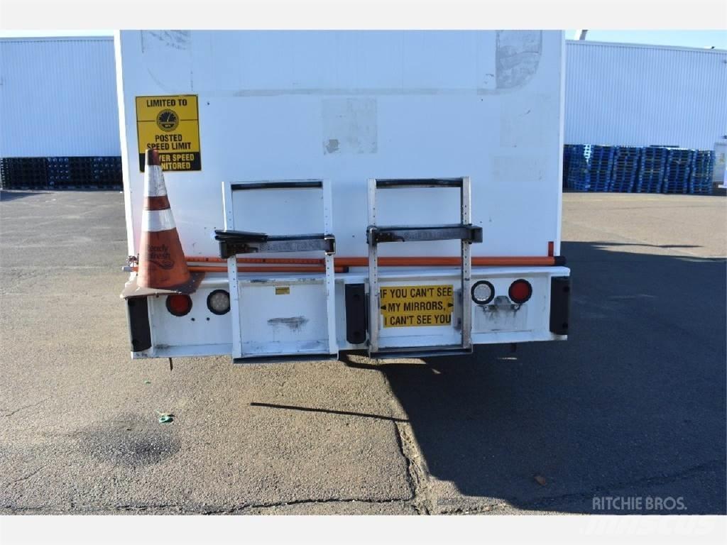 Freightliner M2 Vozy pro přepravu nápojů
