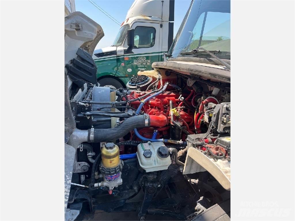 Freightliner M2 Vozy pro přepravu nápojů