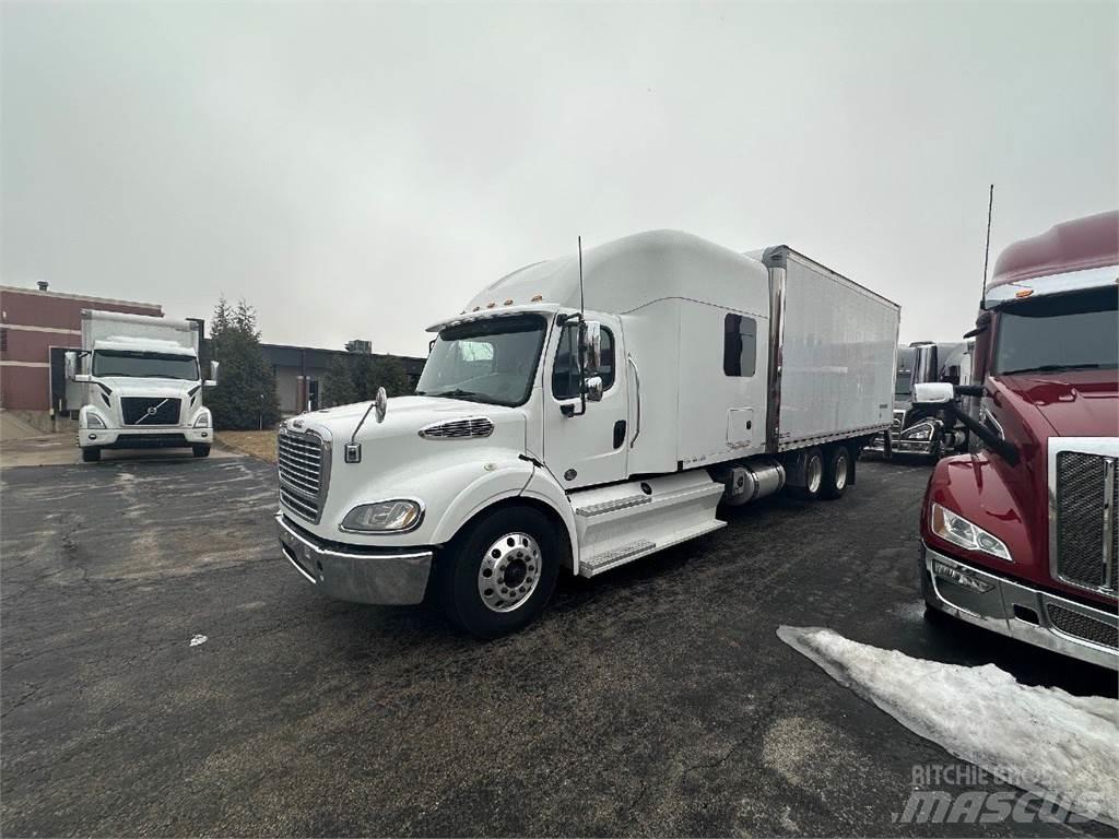 Freightliner M2 Skříňová nástavba