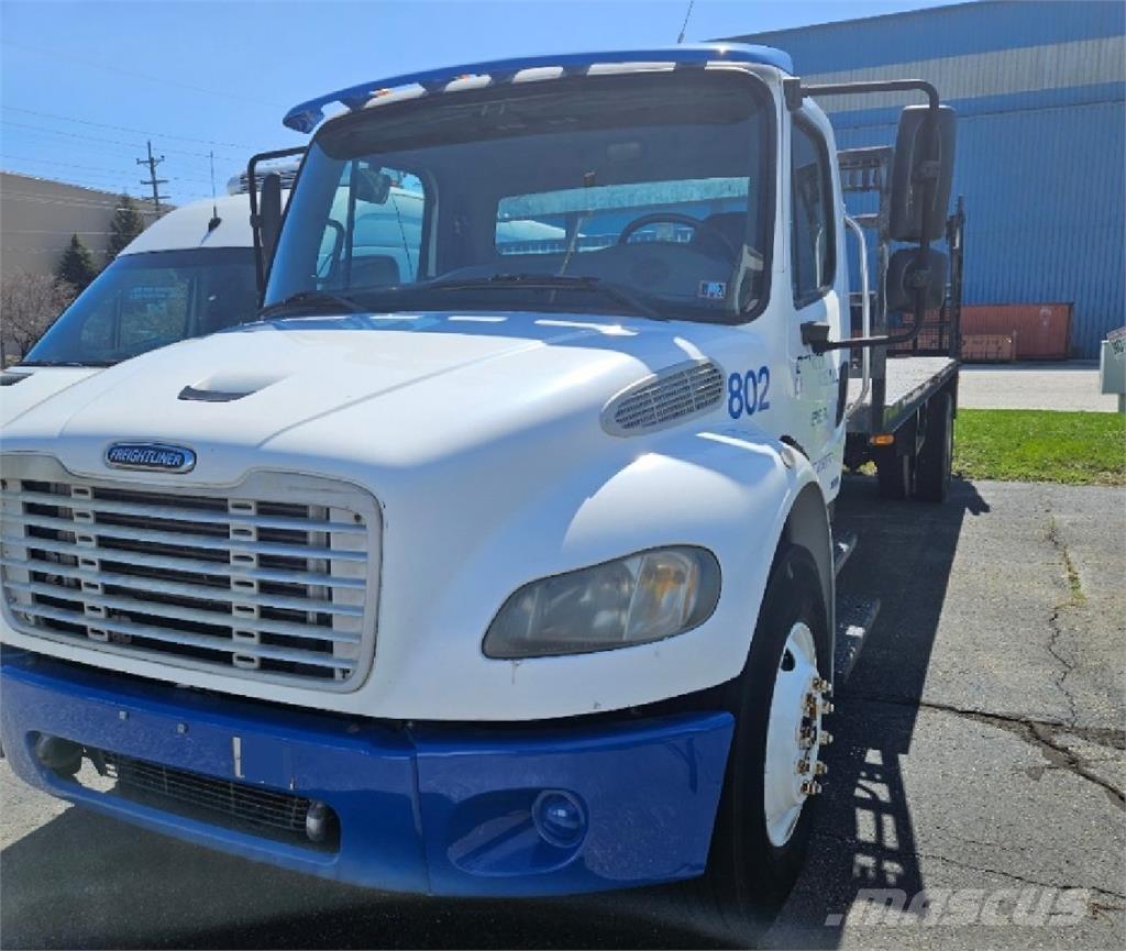 Freightliner M2 Valníky/Sklápěcí bočnice