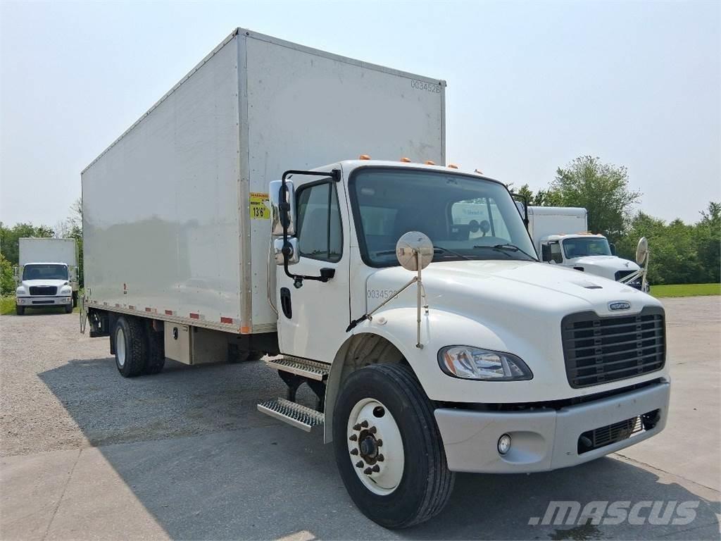 Freightliner M2-106 Skříňová nástavba
