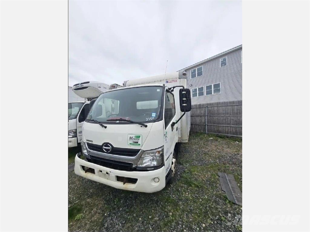 Hino 195 Skříňová nástavba