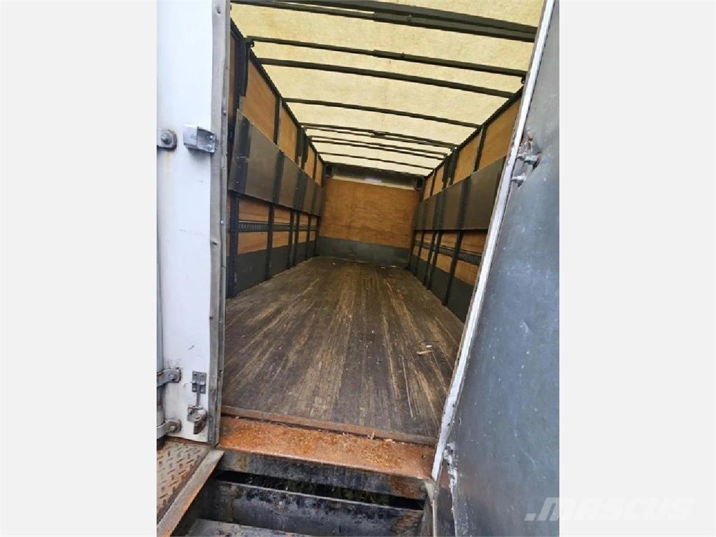 Hino 195 Skříňová nástavba