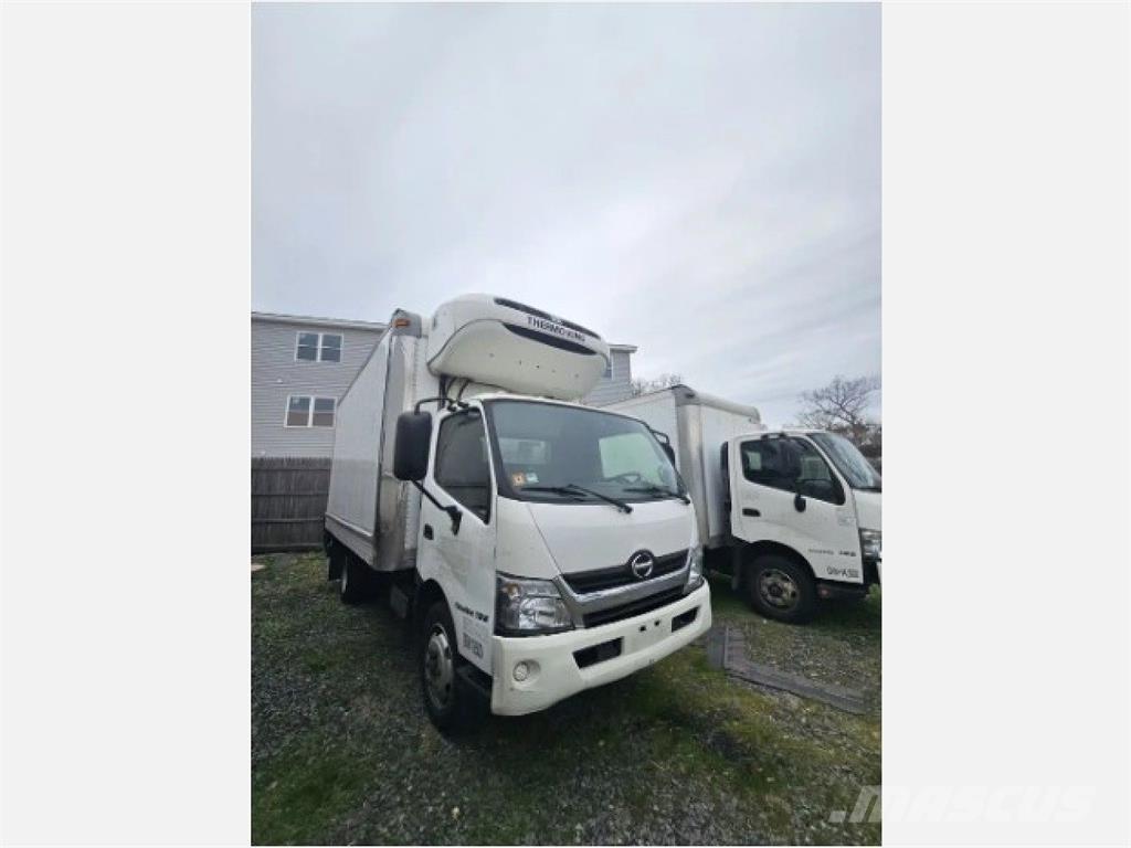 Hino 195 Chladírenské nákladní vozy