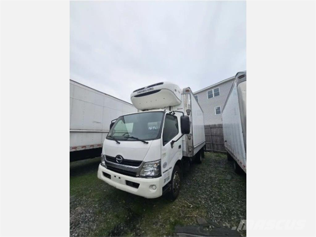 Hino 195 Chladírenské nákladní vozy