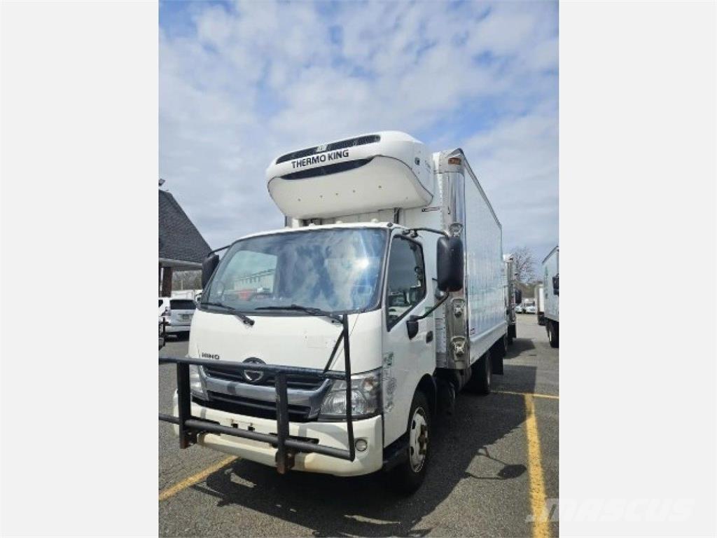 Hino 195 Chladírenské nákladní vozy