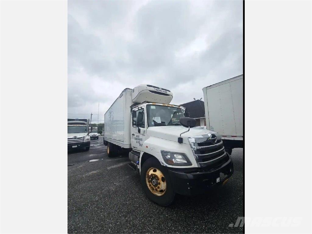 Hino 268 Chladírenské nákladní vozy