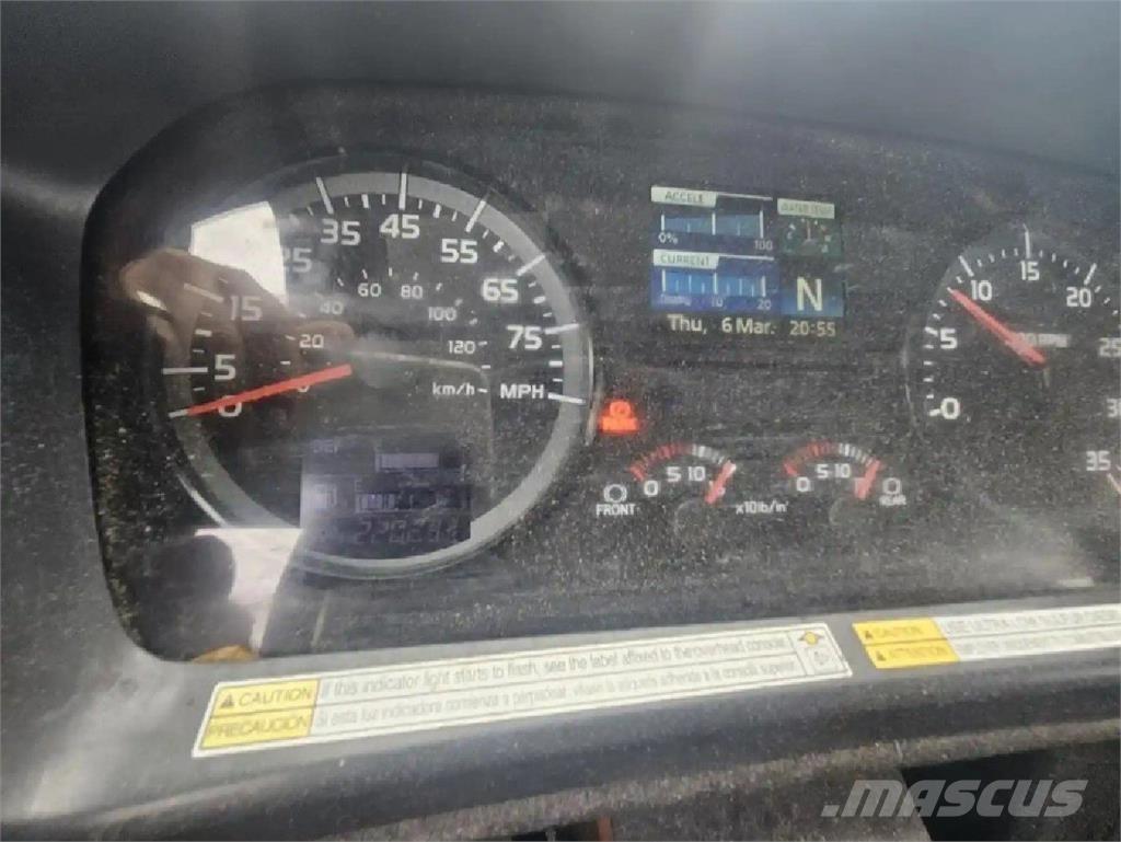 Hino 268 Chladírenské nákladní vozy