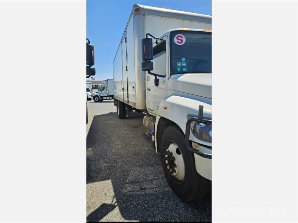 Hino 268 Skříňová nástavba