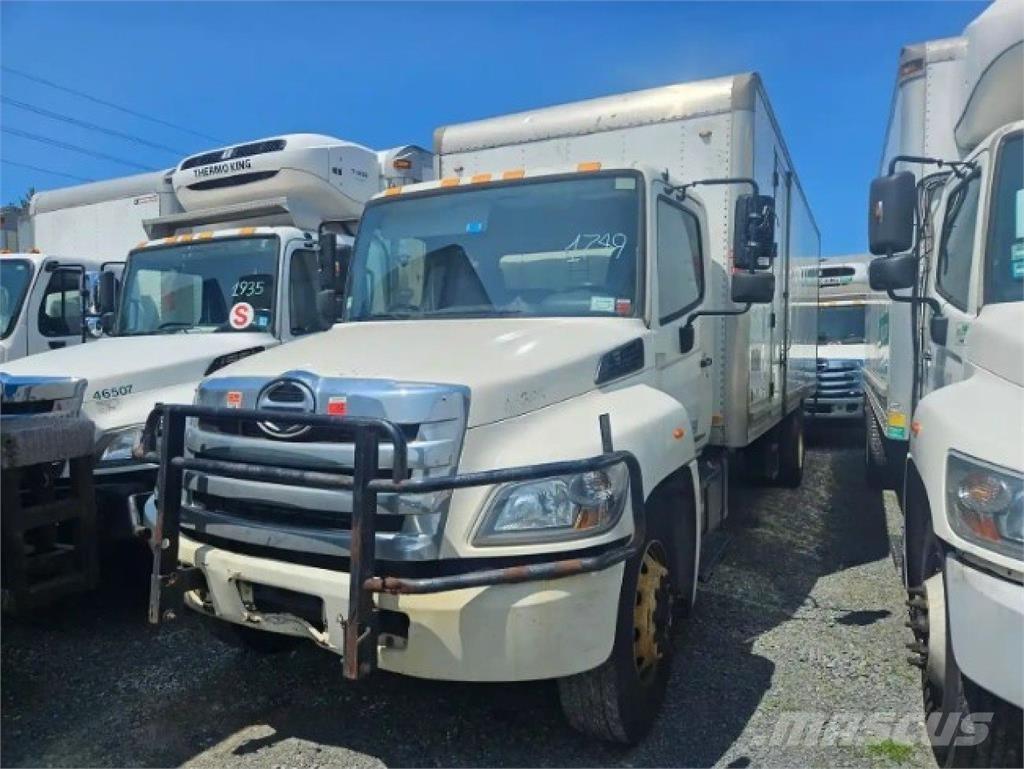 Hino 268 Skříňová nástavba