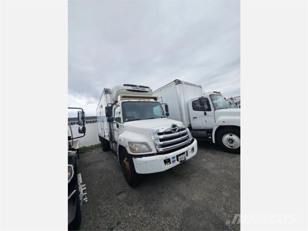 Hino 268 Chladírenské nákladní vozy
