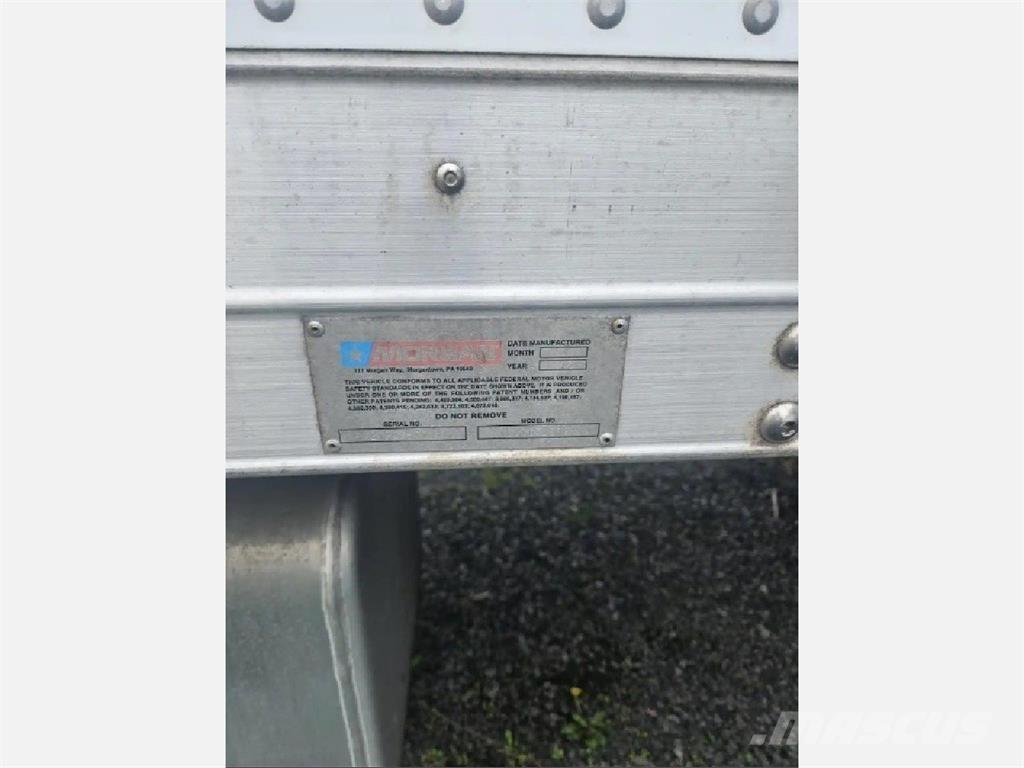 Hino 338 Skříňová nástavba