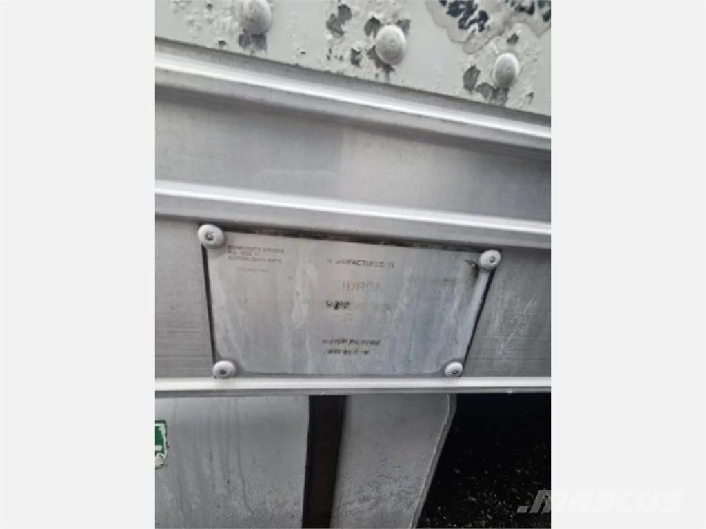 Hino 338 Chladírenské nákladní vozy