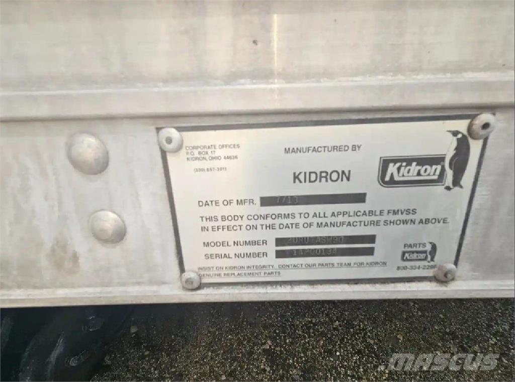 Hino 338 Chladírenské nákladní vozy