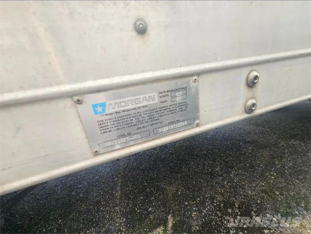 Hino 338 Chladírenské nákladní vozy