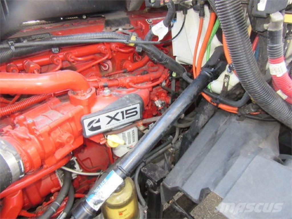 International LT625 Tahače