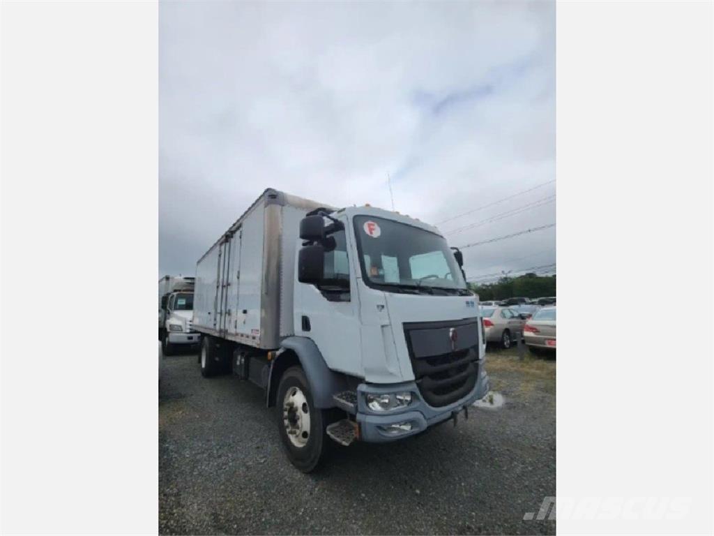 Kenworth K270 Skříňová nástavba