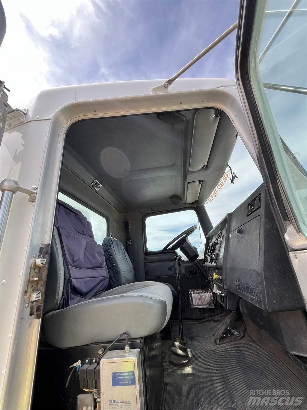 Kenworth T300 Další