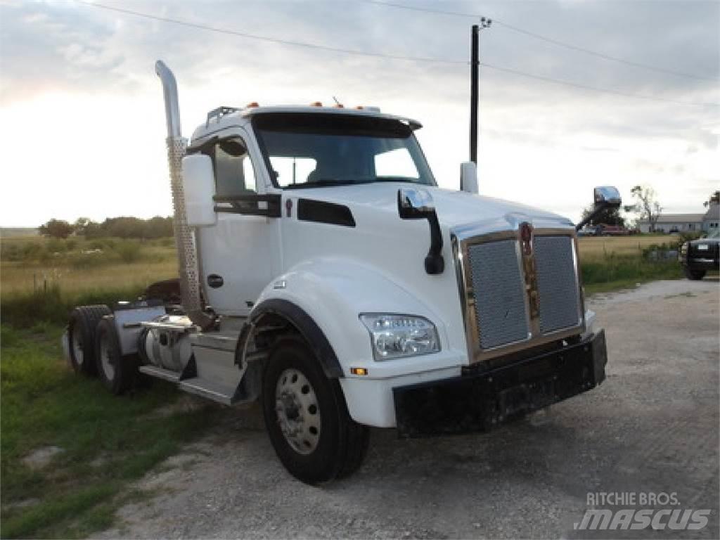 Kenworth T880 Tahače