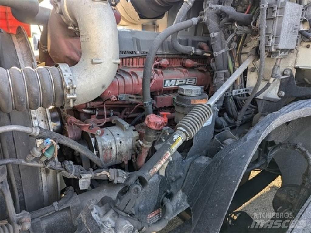 Mack AN64T Tahače