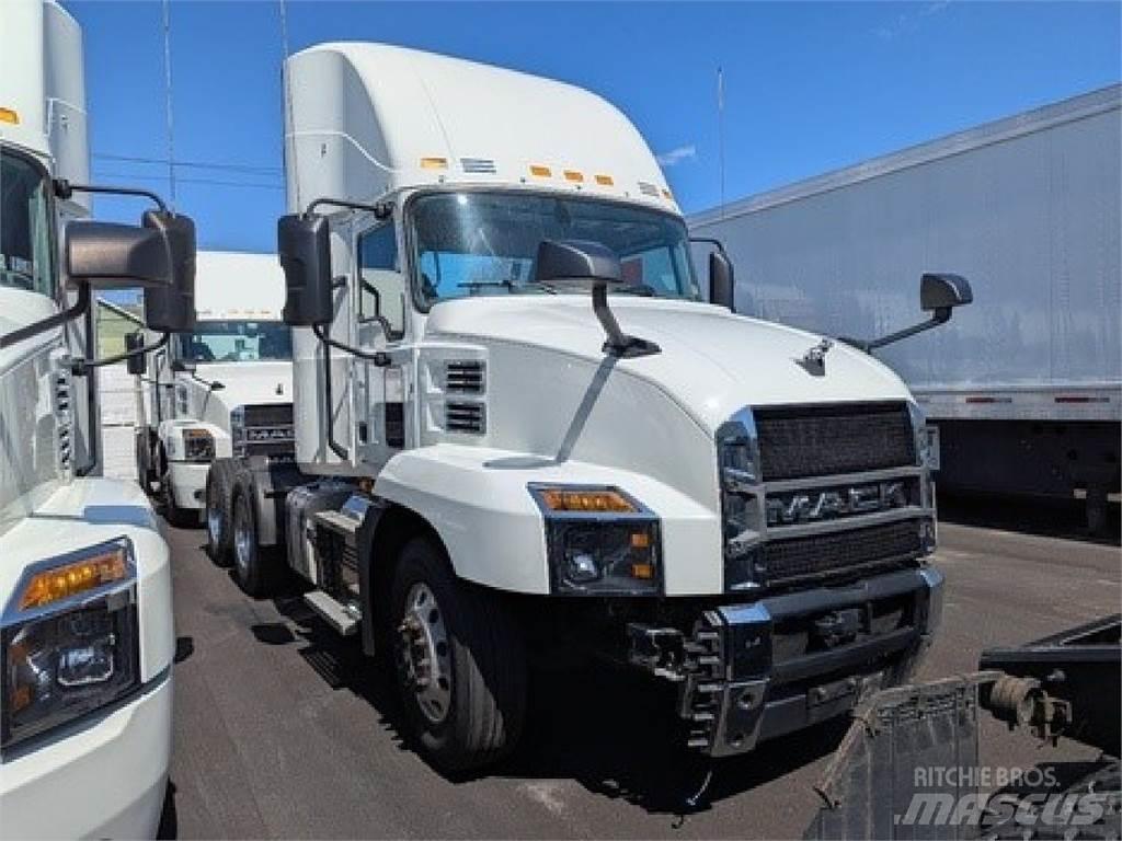 Mack AN64T Tahače