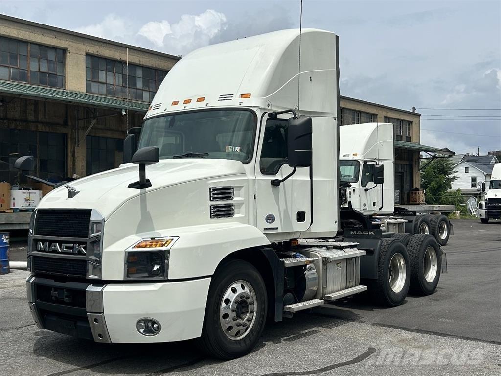 Mack AN64T Tahače