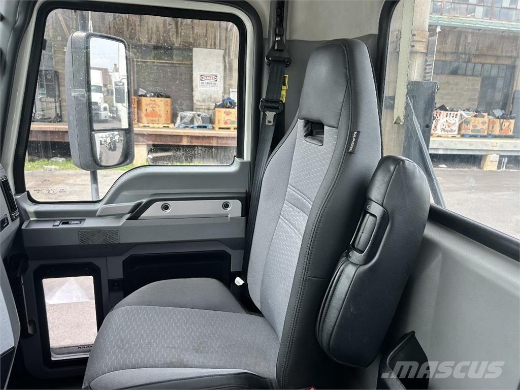 Mack AN64T Tahače