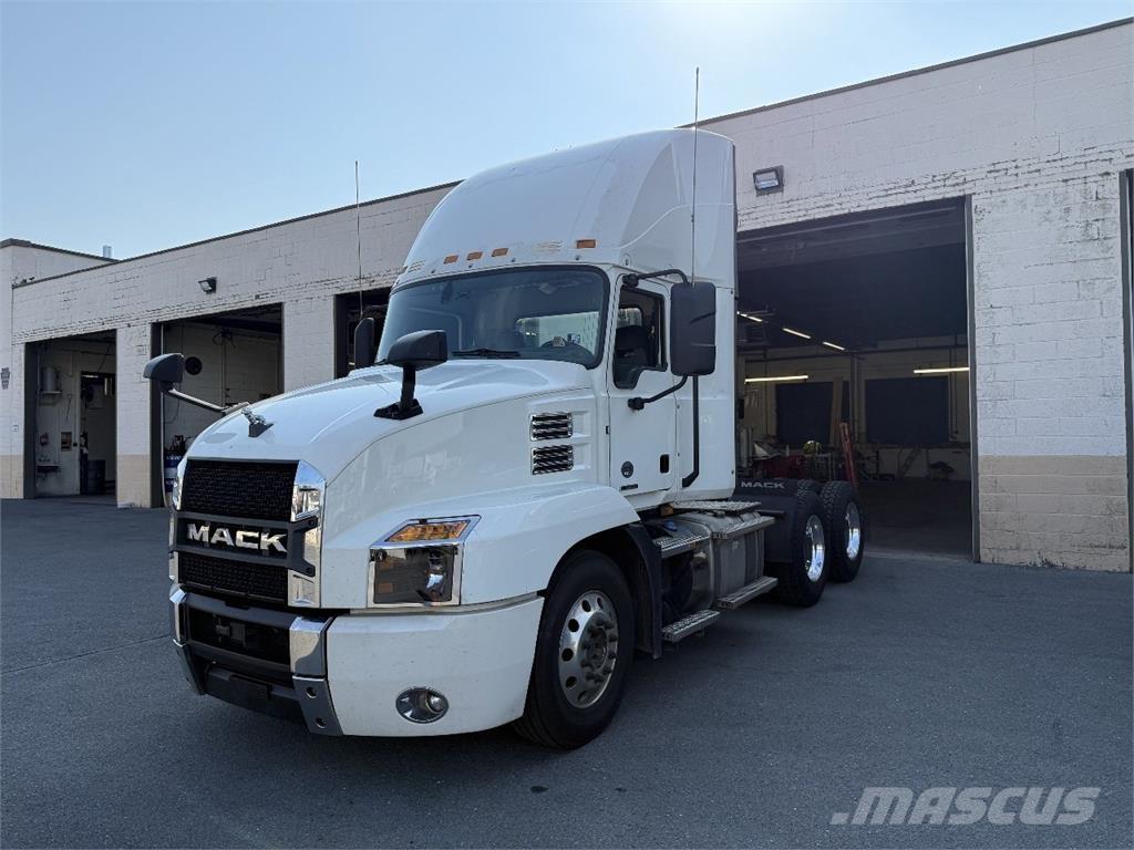 Mack AN64T Tahače