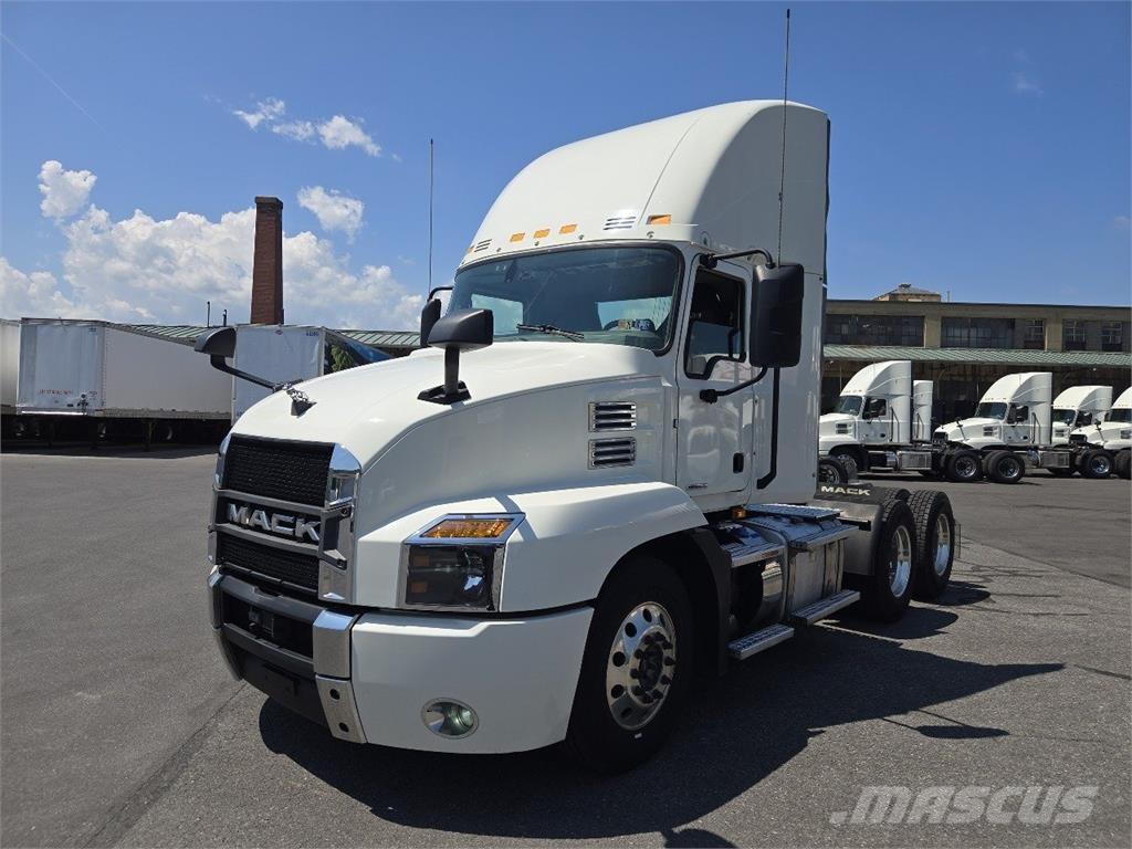 Mack AN64T Tahače