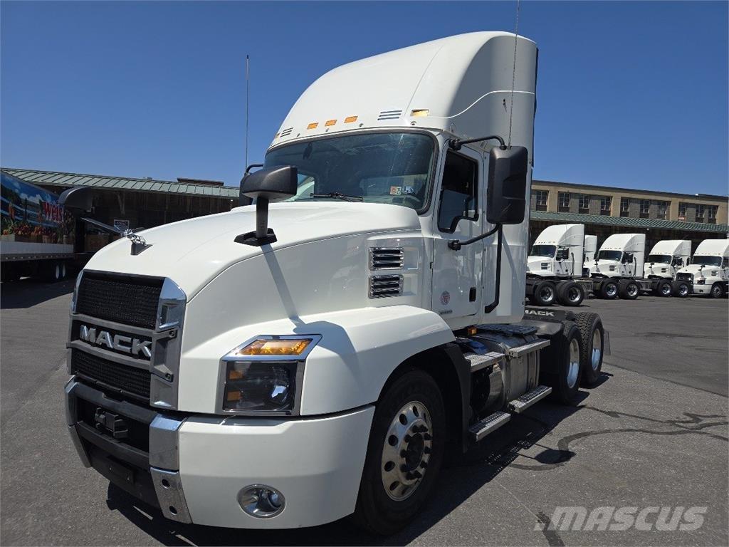 Mack AN64T Tahače