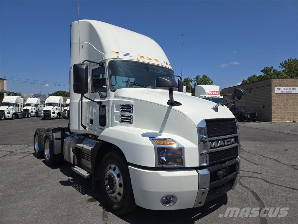 Mack AN64T Tahače