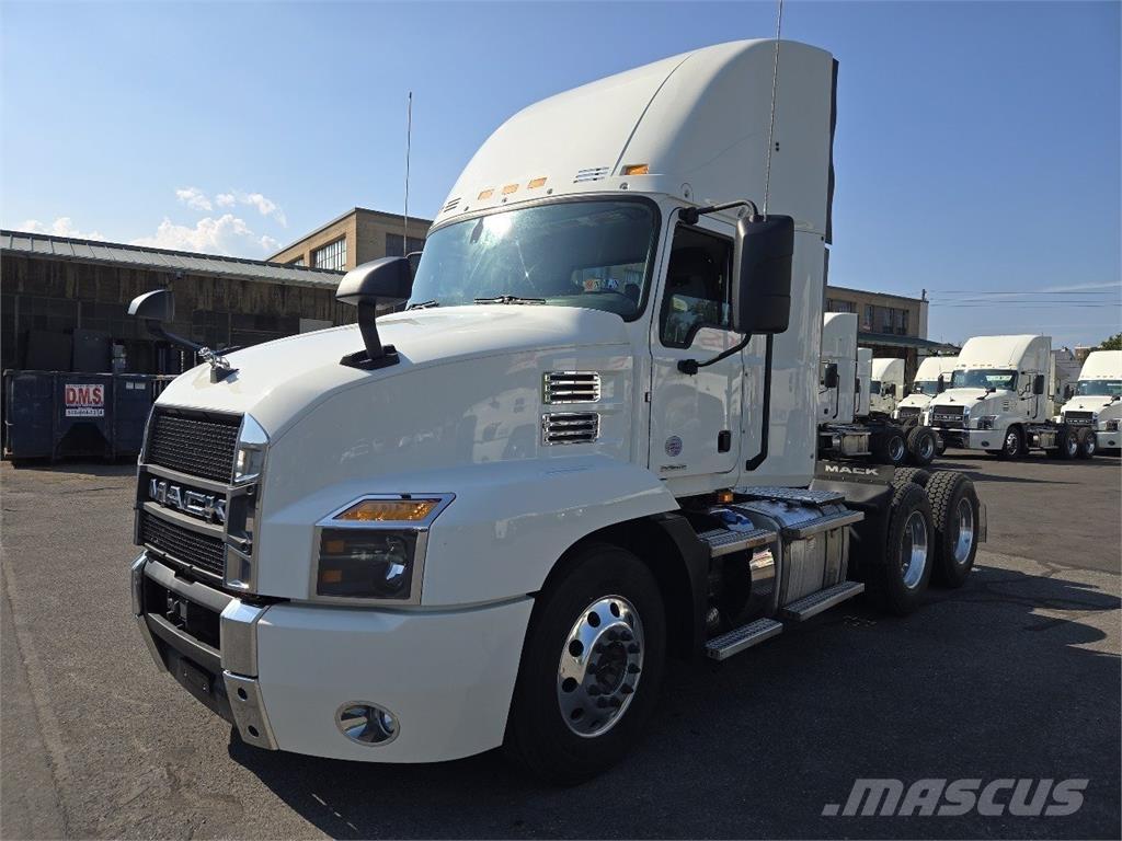 Mack AN64T Tahače