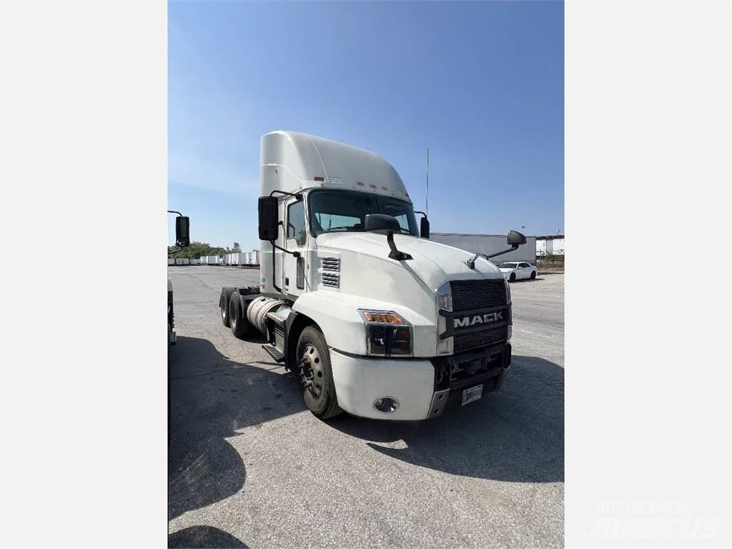 Mack Anthem AN64T Tahače
