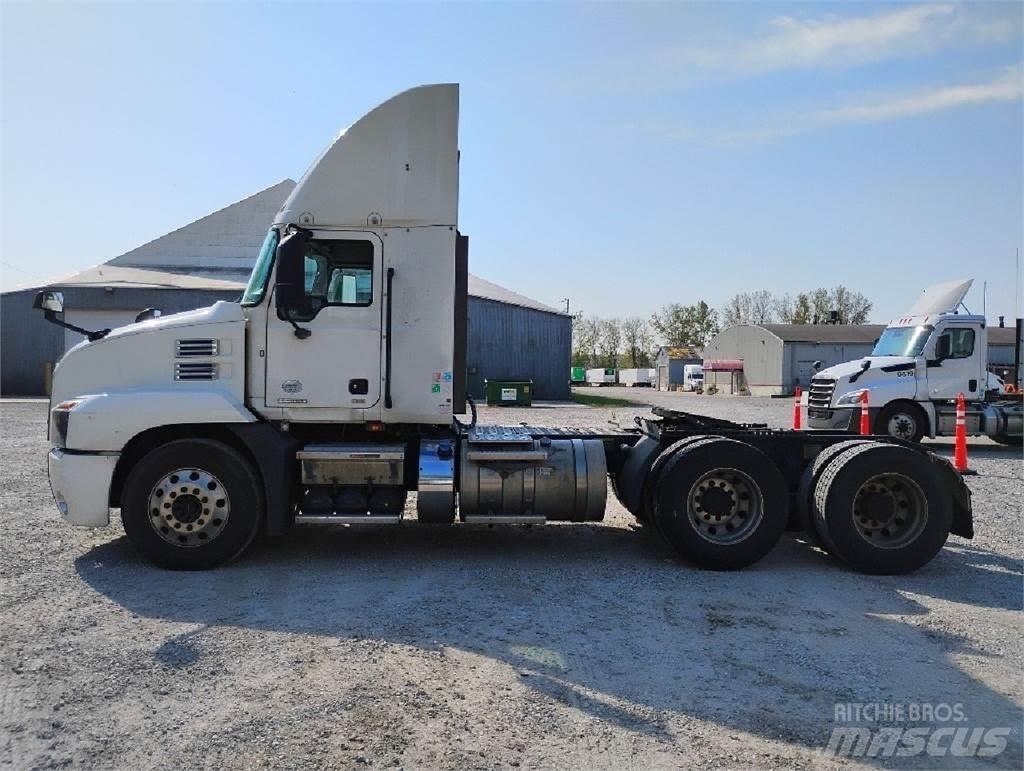 Mack Anthem AN64T Tahače
