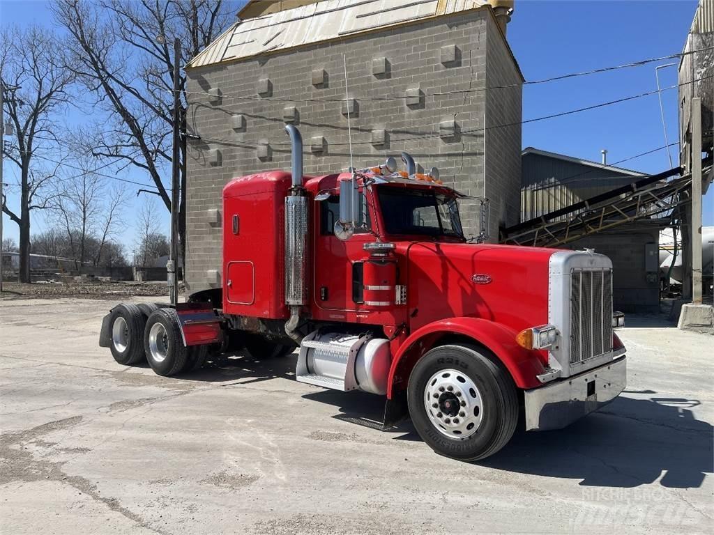 Peterbilt 378 Tahače