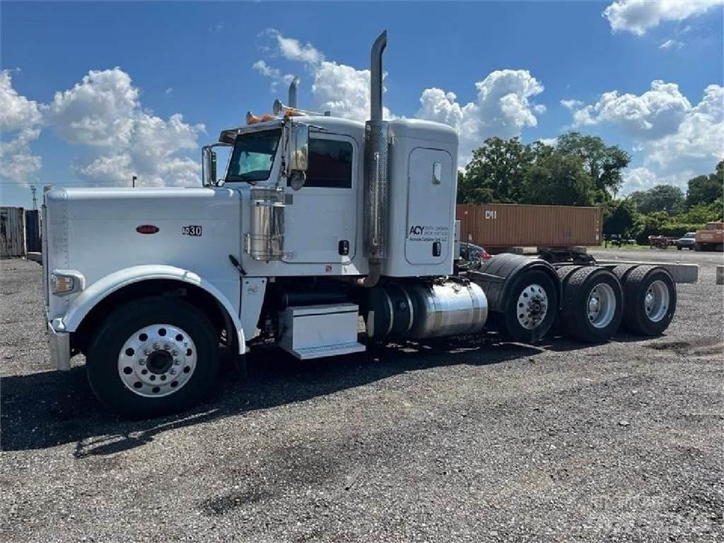 Peterbilt 389 Tahače