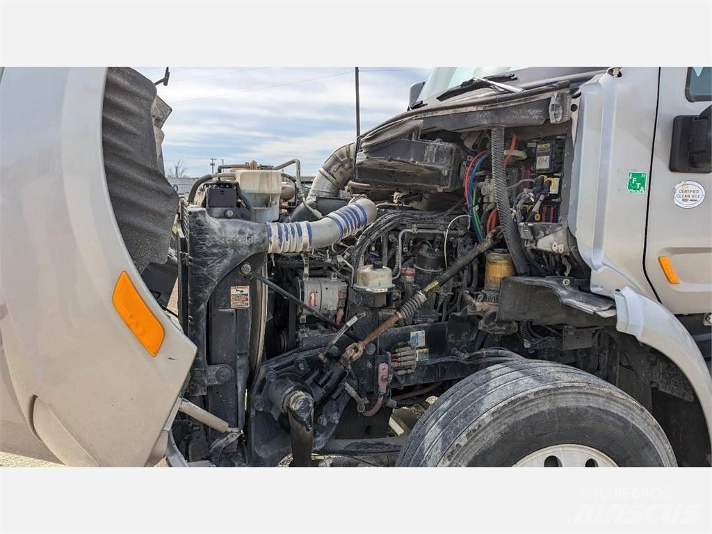 Peterbilt 579 Další