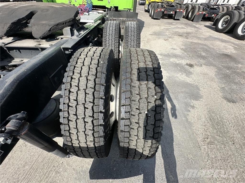 Peterbilt 579 Tahače