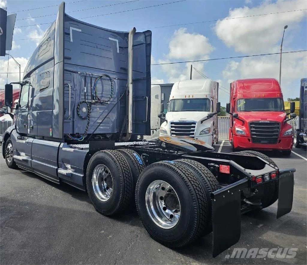 Volvo VNL64T760 Tahače