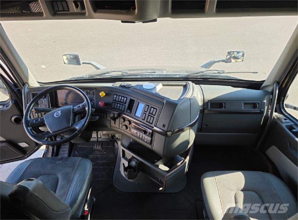 Volvo VNL64T860 Tahače