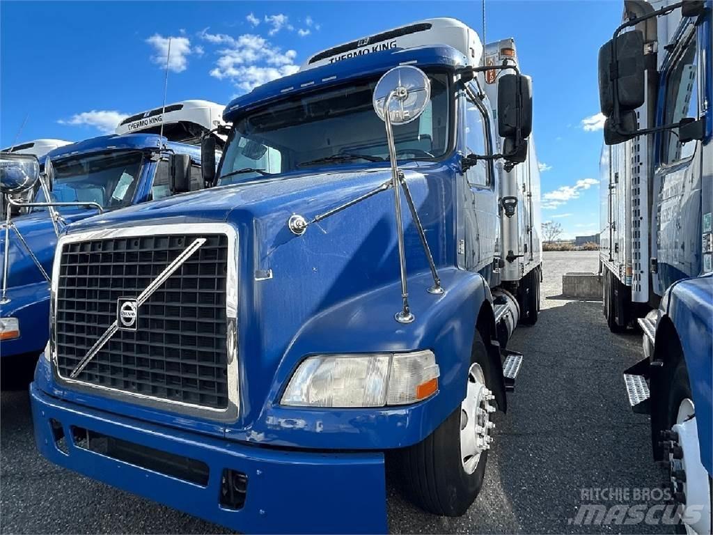 Volvo VNM64T200 Chladírenské nákladní vozy