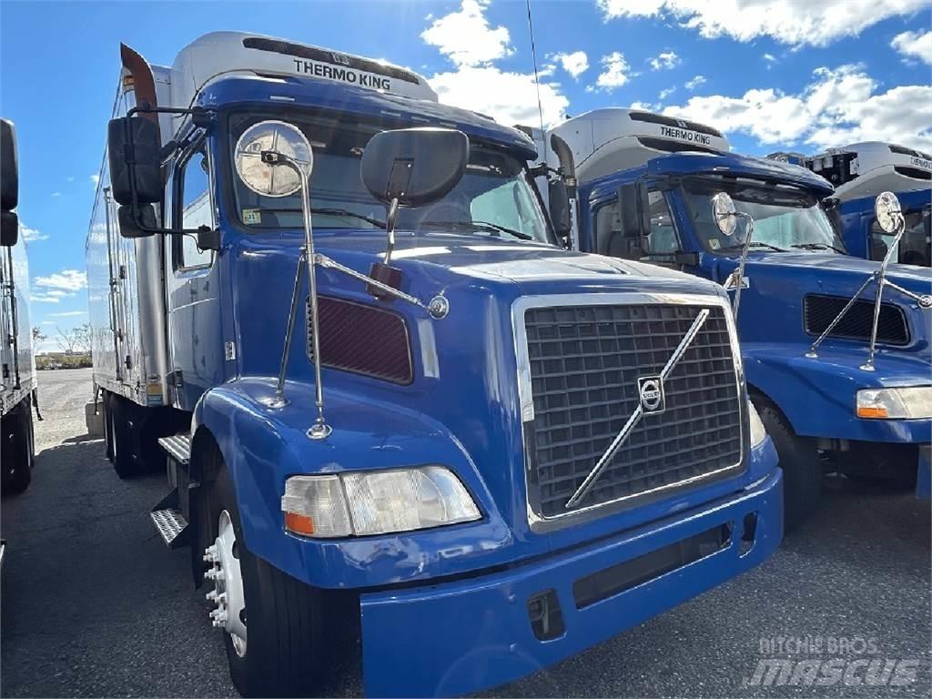 Volvo VNM64T200 Chladírenské nákladní vozy