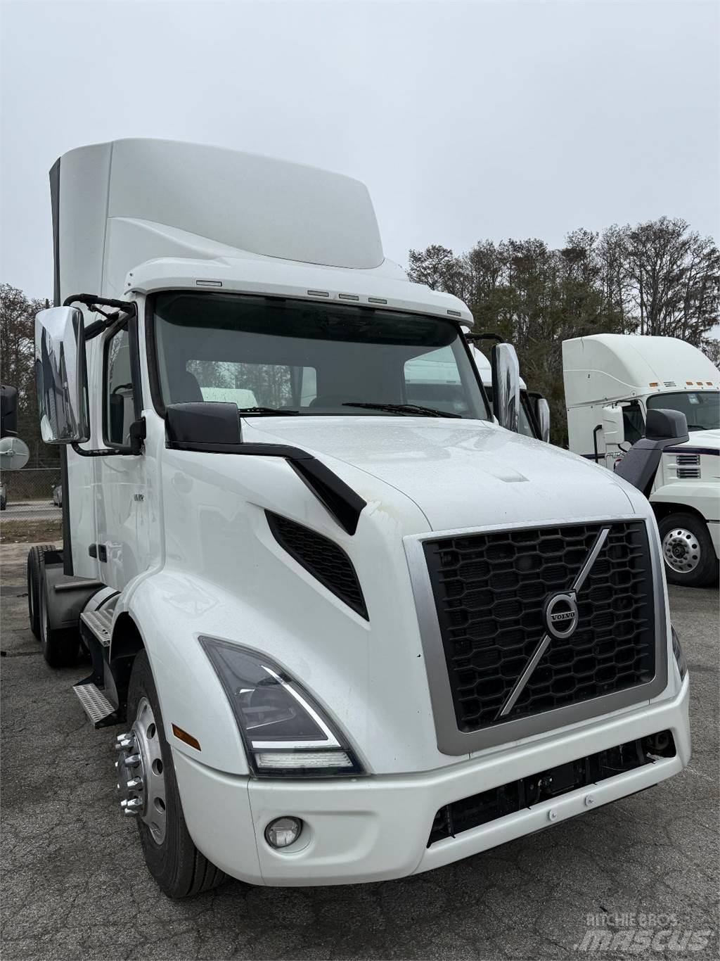Volvo VNR64T300 Tahače
